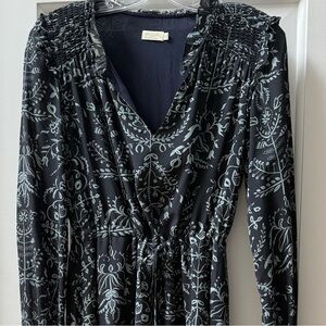 Spartina 449 XS navy blue floral print Long Sleeve Dress, lined.